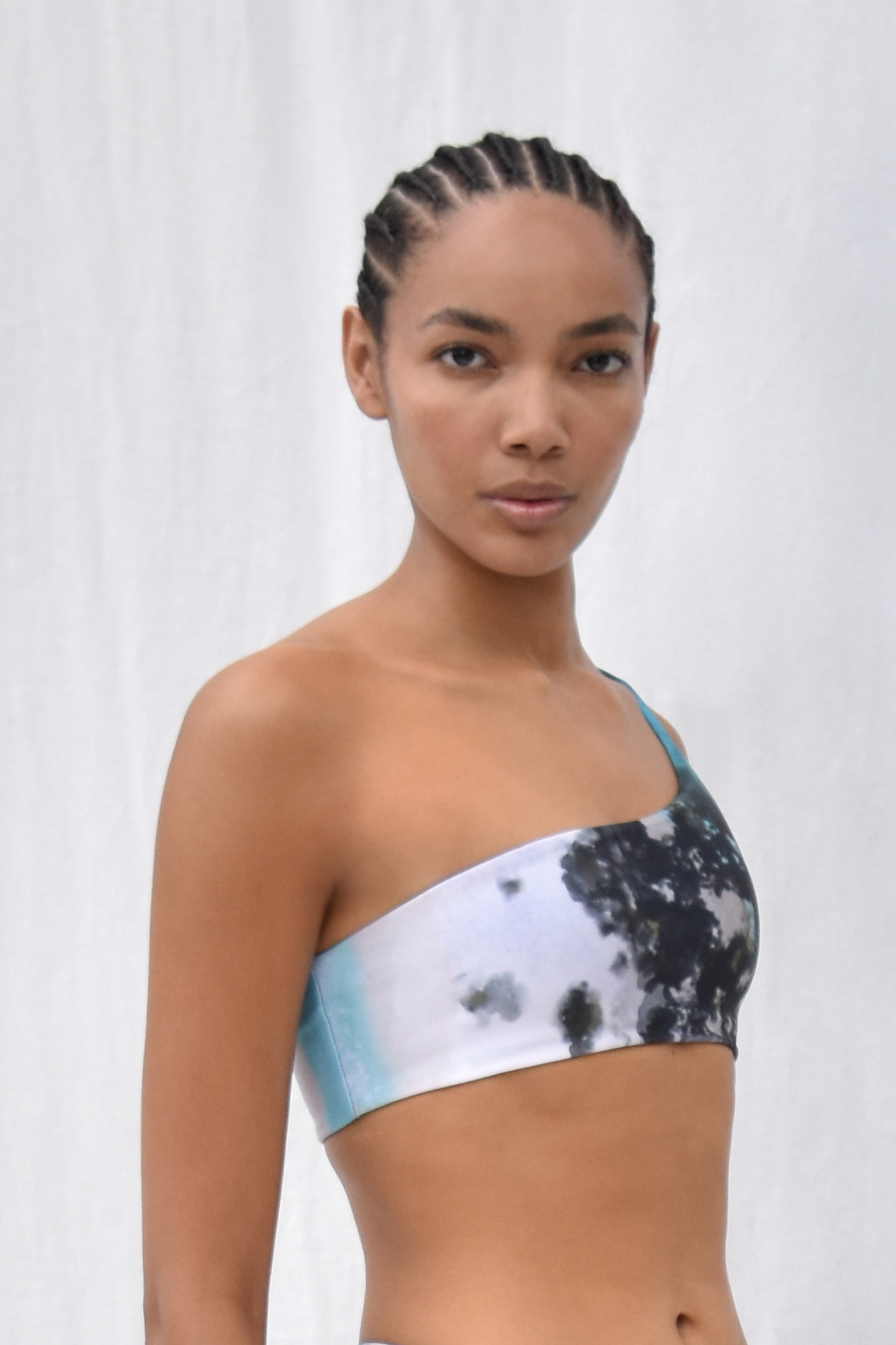 KAPÜY ASYMMETRIC CROSS-OVER BIKINI TOP