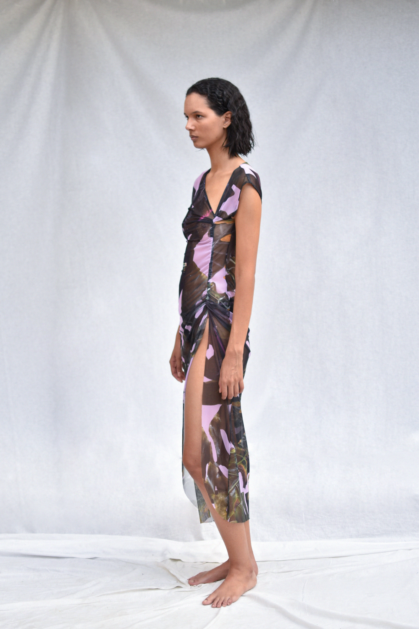 Püröu Asymmetric Long Mesh Dress