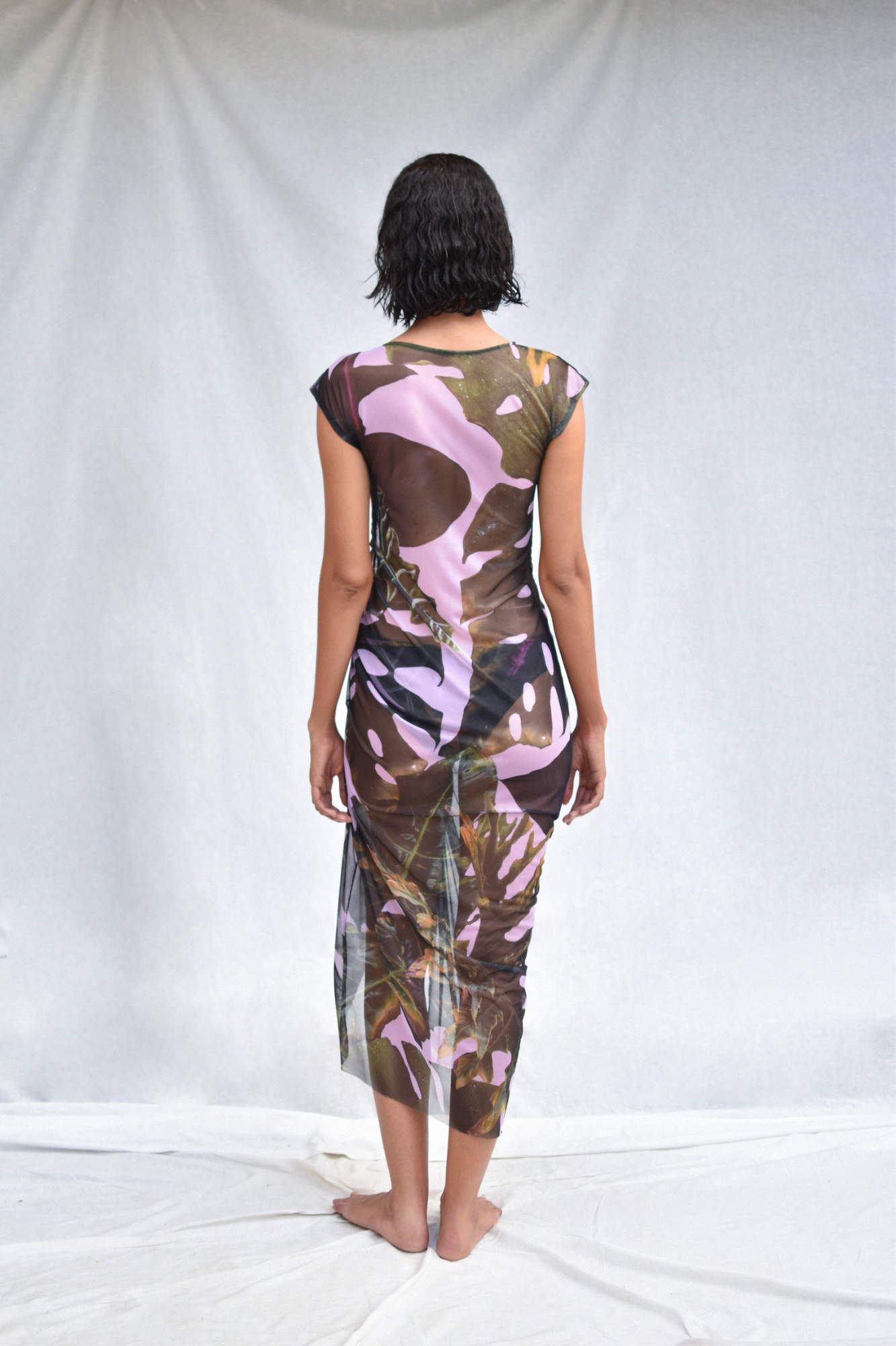Püröu Asymmetric Long Mesh Dress