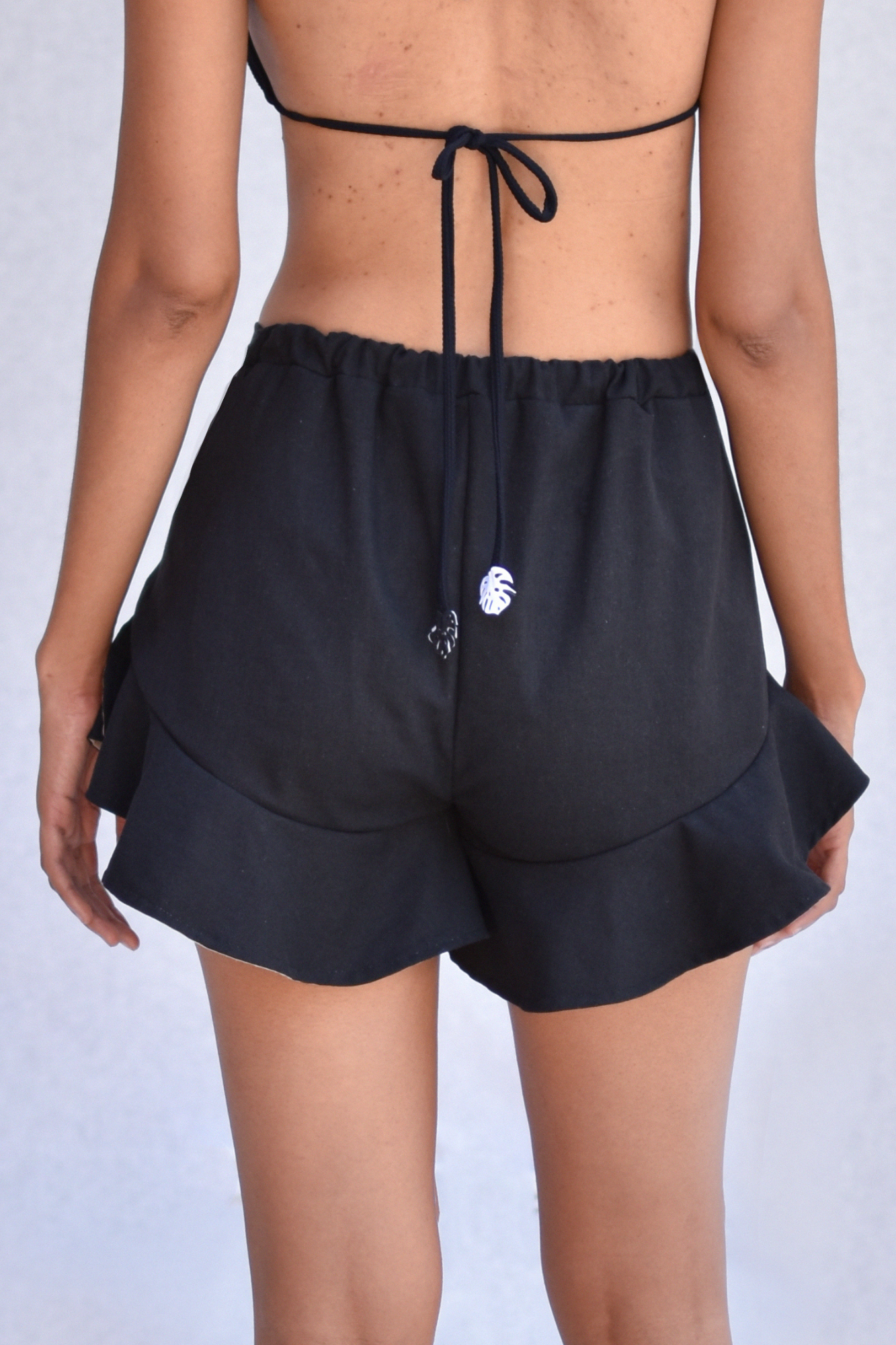Sakaika Asymmetric Short